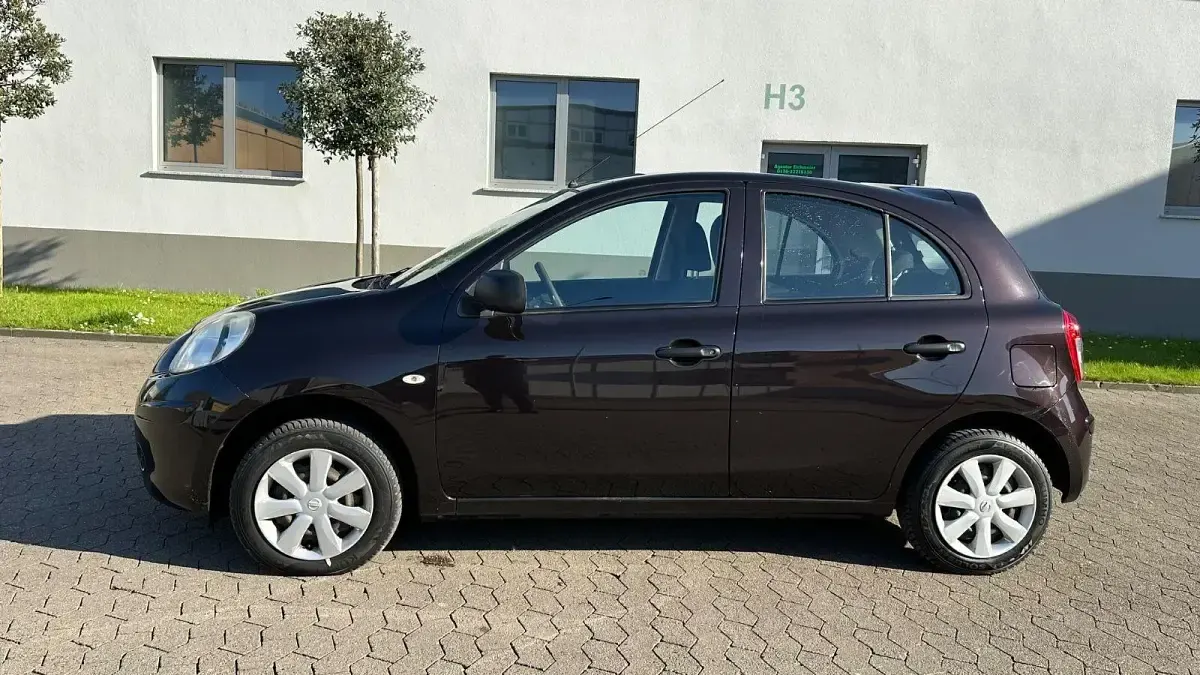 Gebraucht Nissan Micra Visia 80 PS (58 kW) 2011 Violet Kleinwagen