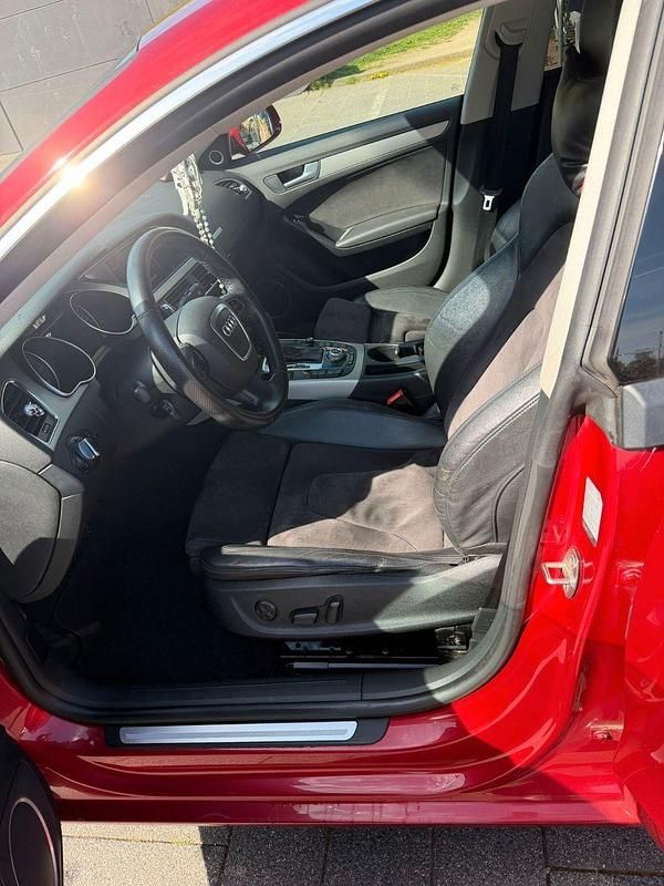 Używany Audi A5 Sportback 245 KM (180 kW) 2011 Czerwony Hatchback