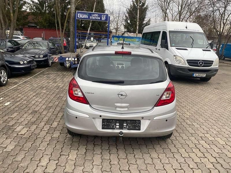 Gebraucht Opel Corsa Cosmo 90 PS (66 kW) 2007 Silber Limousine
