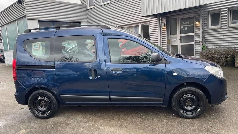 Gebraucht Dacia Dokker Celebration 116 PS (85 kW) 2015 Blau Van / Kleinbus