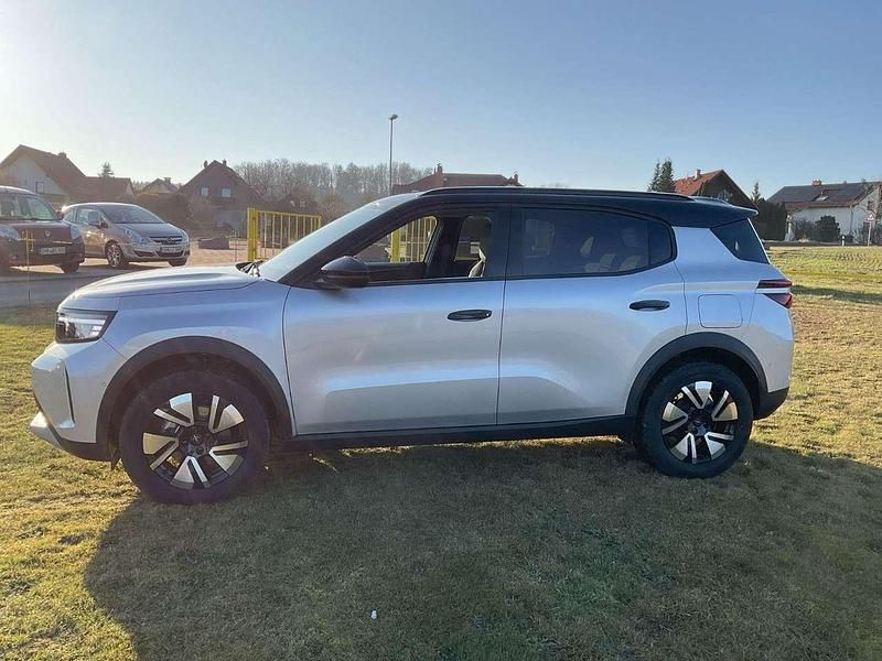 Neu Opel Frontera 145 PS (106 kW) 2025 Grau SUV