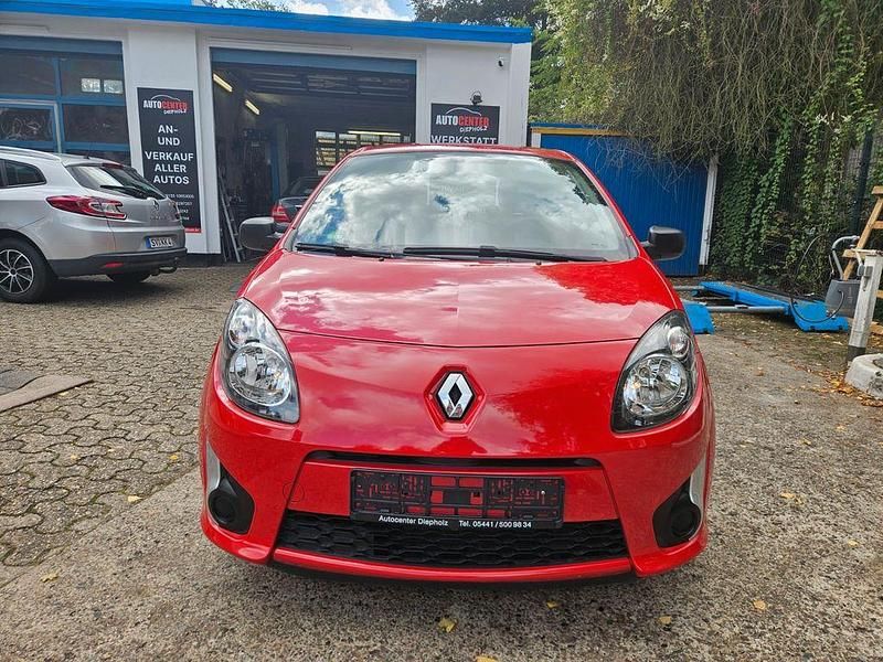 Gebraucht Renault Twingo 75 PS (55 kW) 2011 Rot Kleinwagen