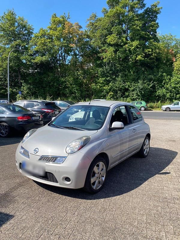 Grau Gebraucht 2010 Nissan Micra Kleinwagen | 2.800 € - Bild 1/4