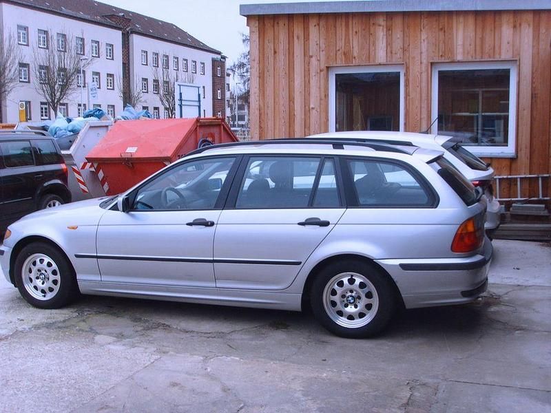 Gebraucht BMW 316 116 PS (85 kW) 2005 Silber Kombi