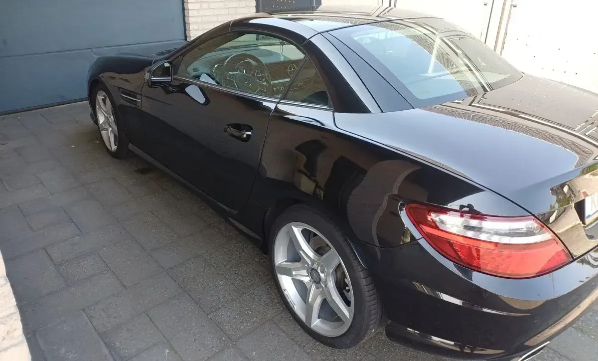 Gebraucht Mercedes SLK200 AMG line 184 PS (135 kW) 2014 Schwarz Cabrio