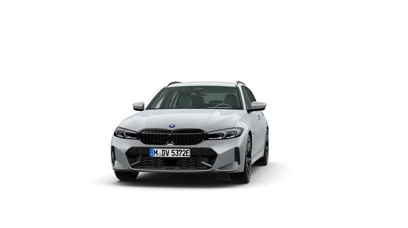 Gebraucht 2022 BMW 330 Shadowline Kombi | 34.780 € (Fairer Preis) - Bild 1/3