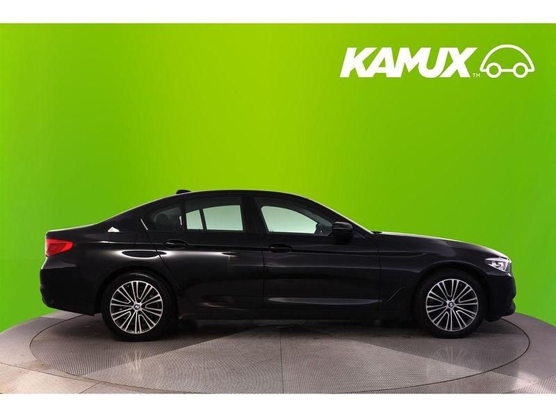 Gebraucht BMW 520 Sport Line 190 PS (139 kW) 2020 Schwarz ii/bonnet fluid black Limousine