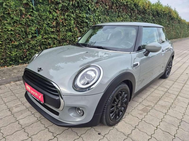 Moonwalk grey Gebraucht 2019 Mini Cooper Chili Kleinwagen | 11.490 € (Superpreis) - Bild 1/4