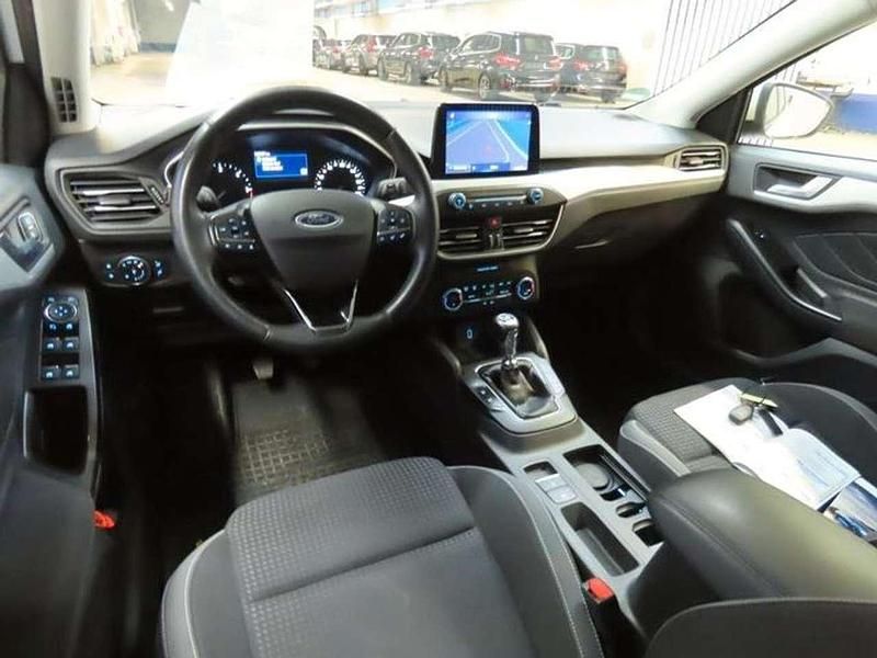 Gebraucht Ford Focus Cool & Connect 120 PS (88 kW) 2019 Weiß Kombi