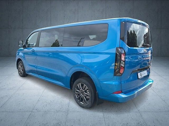 Gebraucht Ford Tourneo Titanium 170 PS (125 kW) 2025 Blau Van / Kleinbus