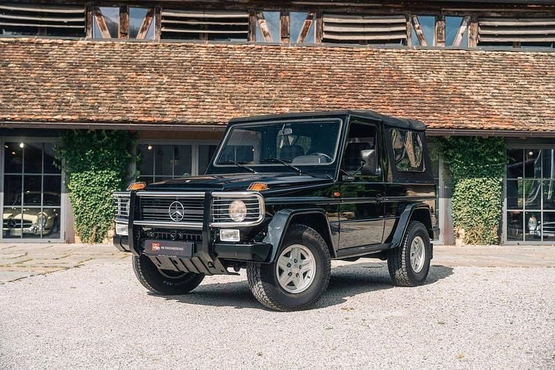 Schwarz Gebraucht 1989 Mercedes G230 Classic SUV | 84.900 € - Bild 1/4