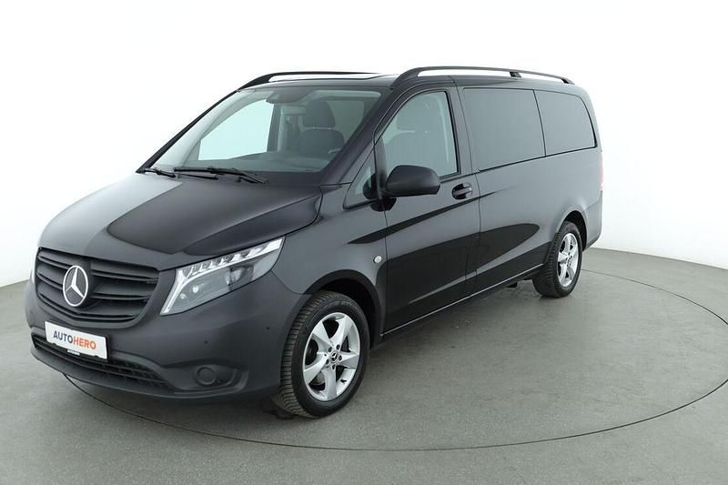 Schwarz Gebraucht 2024 Mercedes Vito Van / Kleinbus | 46.400 € - Bild 1/3