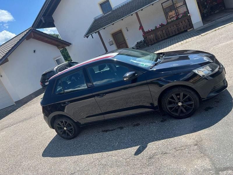 Schwarz Gebraucht 2017 Skoda Fabia Style Kombi | 6.500 € (Guter Preis) - Bild 1/4