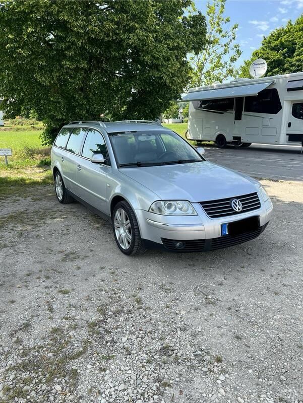 Silber Gebraucht 2004 VW Passat Kombi | 4.200 € (Teuer) - Bild 1/4