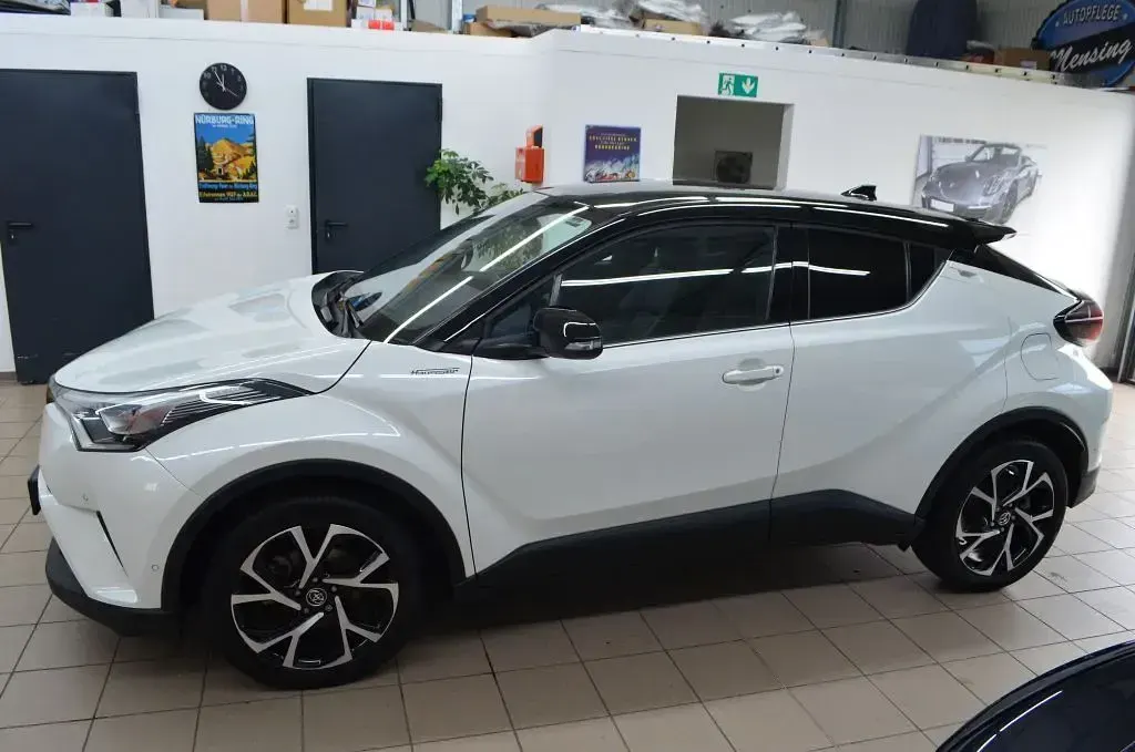 Gebraucht Toyota C-HR Style 116 PS (85 kW) 2016 Weiß SUV