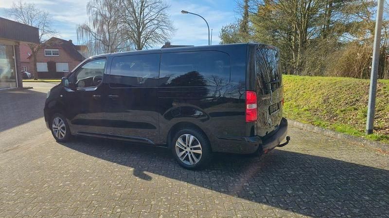 Gebraucht Peugeot Traveller Active 177 PS (130 kW) 2020 Schwarz Van / Kleinbus