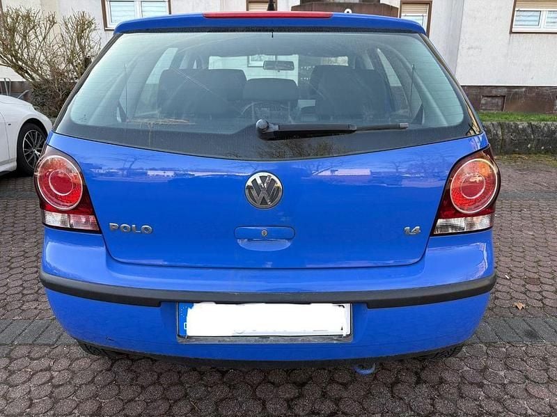 Gebraucht VW Polo Trendline 75 PS (55 kW) 2006 Blau Kleinwagen