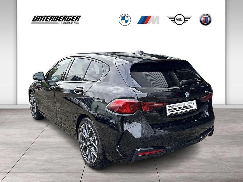 Gebraucht BMW 120 Efficient Dynamics 156 PS (114 kW) 2025 Schwarz Kleinwagen