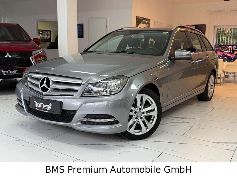 Silber Gebraucht 2012 Mercedes C220 Avantgarde Kombi | 11.475 € (Fairer Preis) - Bild 1/4
