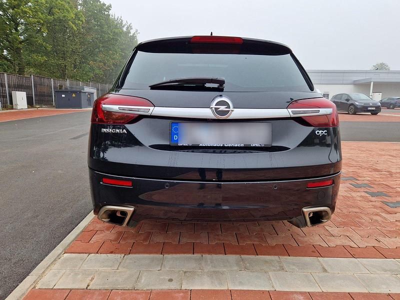 Gebraucht Opel Insignia OPC 325 PS (239 kW) 2015 Schwarz Kombi