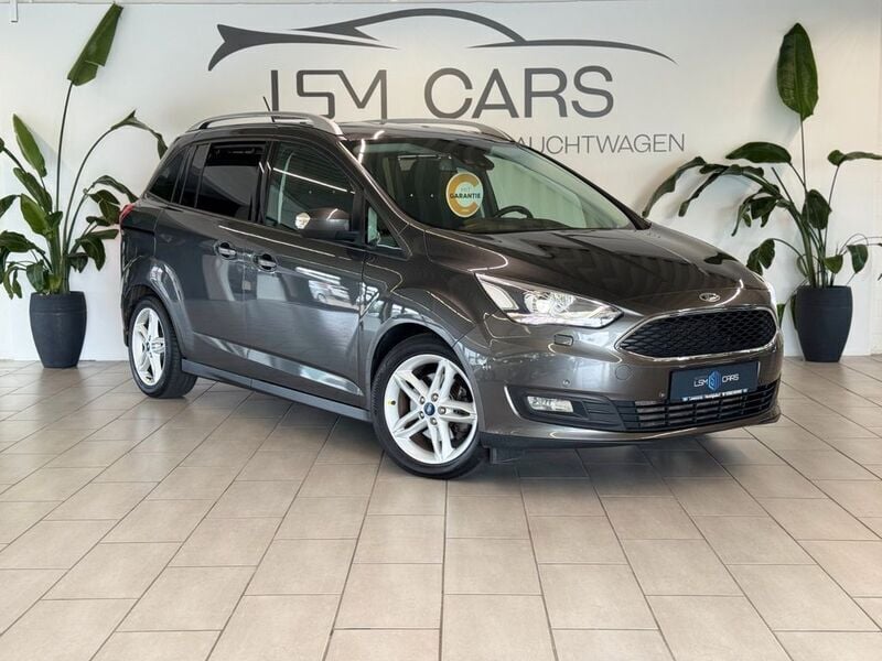 Grau Gebraucht 2019 Ford Grand C-Max Cool & Connect Van / Kleinbus | 14.990 € (Fairer Preis) - Bild 1/4
