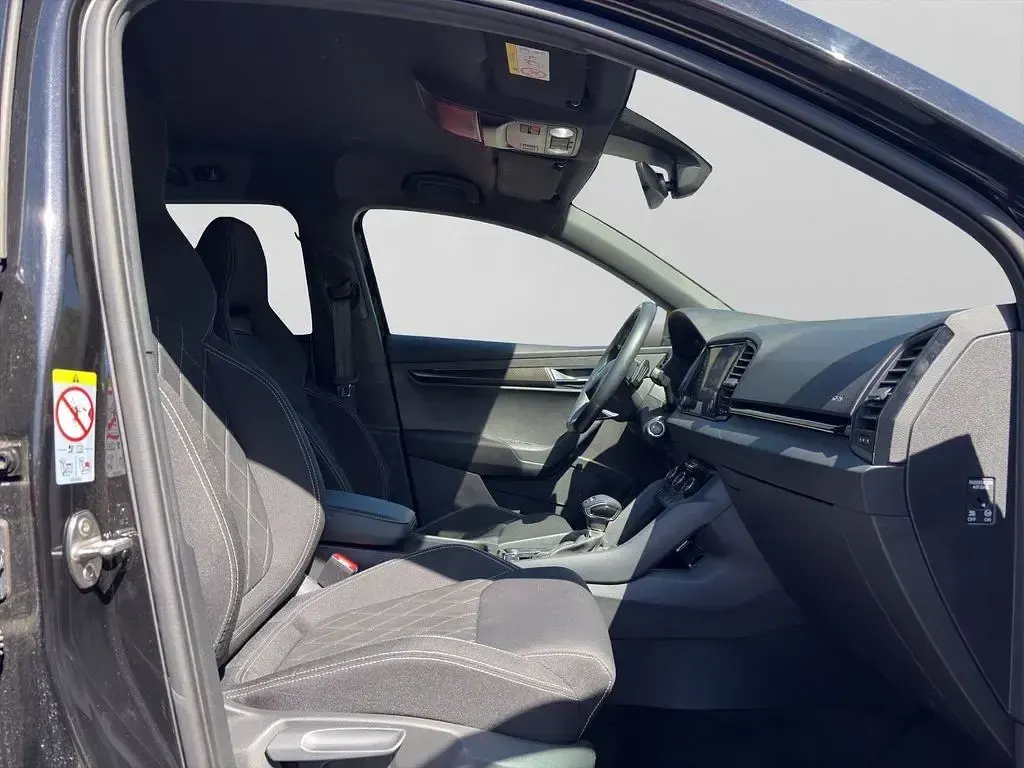 Gebraucht Skoda Karoq SportLine 190 PS (139 kW) 2023 Schwarz SUV