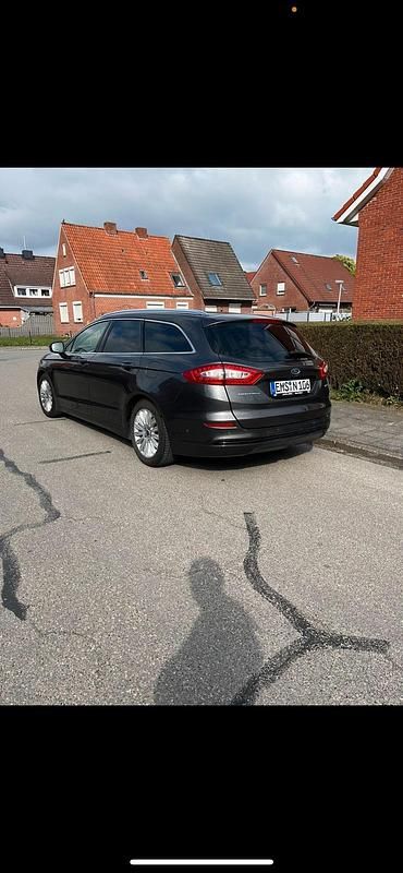 Gebraucht Ford Mondeo 160 PS (117 kW) 2015 Grau Kombi
