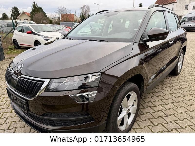 Braun Gebraucht 2020 Skoda Karoq Ambition SUV | 14.900 € (Superpreis) - Bild 1/4