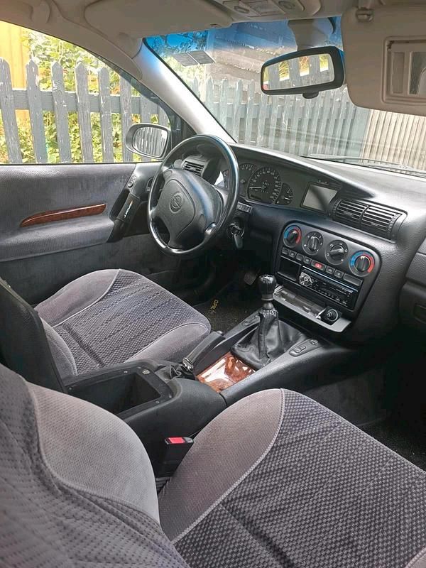 Second-hand Opel Omega 116 CP (85 kW) 1995 Berlinǎ