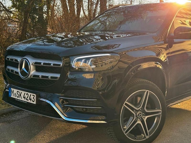 Gebraucht Mercedes GLS400 330 PS (242 kW) 2022 Schwarz SUV