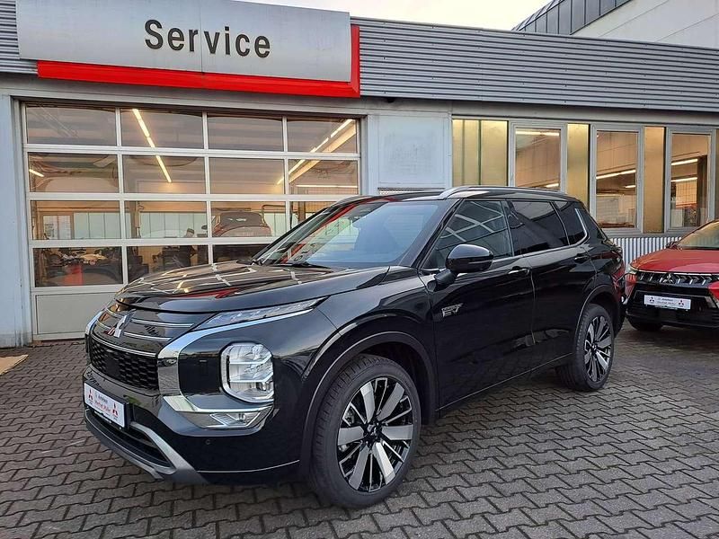 Neu Mitsubishi Outlander P-HEV Top 306 PS (225 kW) 2025 X47 kristallschwarz SUV