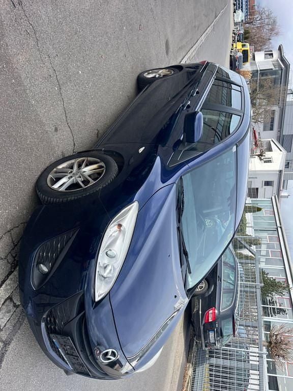 Gebraucht Mazda 5 Prime-Line 116 PS (85 kW) 2011 Blau Van / Kleinbus