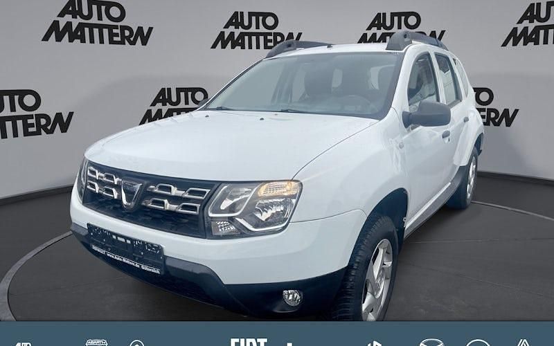 Weiß Gebraucht 2017 Dacia Duster Ambiance SUV | 10.990 € (Fairer Preis) - Bild 1/4