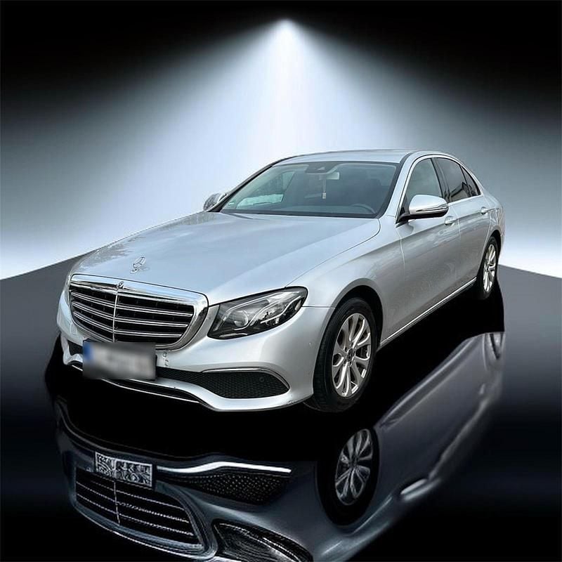 Second-hand Mercedes E200 160 CP (117 kW) 2019 Argintiu Berlinǎ