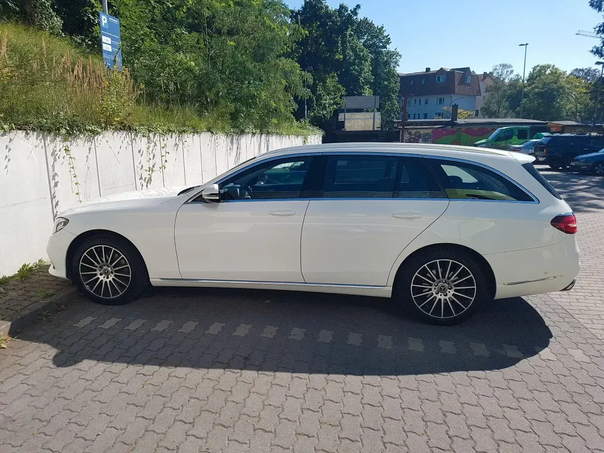 Gebraucht Mercedes E250 Exclusive 211 PS (155 kW) 2017 Weiß Kombi