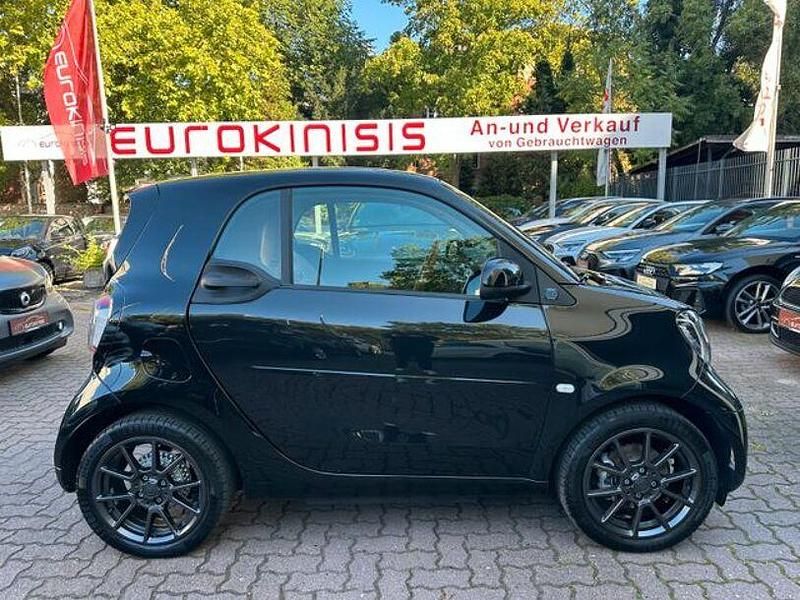 Schwarz Gebraucht 2021 Smart ForTwo Electric Drive Brabus Kleinwagen | 15.500 € (Fairer Preis) - Bild 1/4