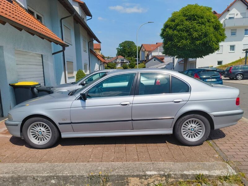 Gebraucht BMW 520 150 PS (110 kW) 1998 Grau Limousine