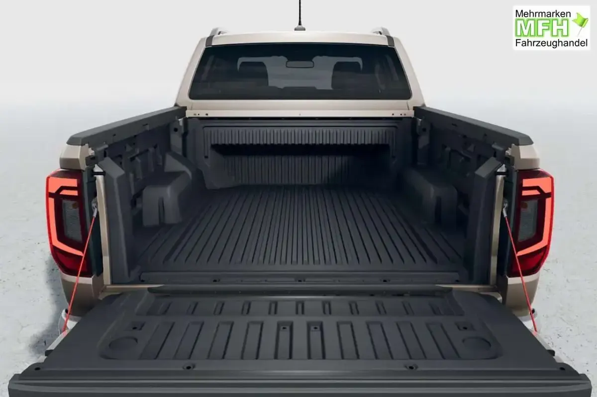 Neu VW Amarok Style 241 PS (177 kW) 2026 Bright beige metallic Pickup