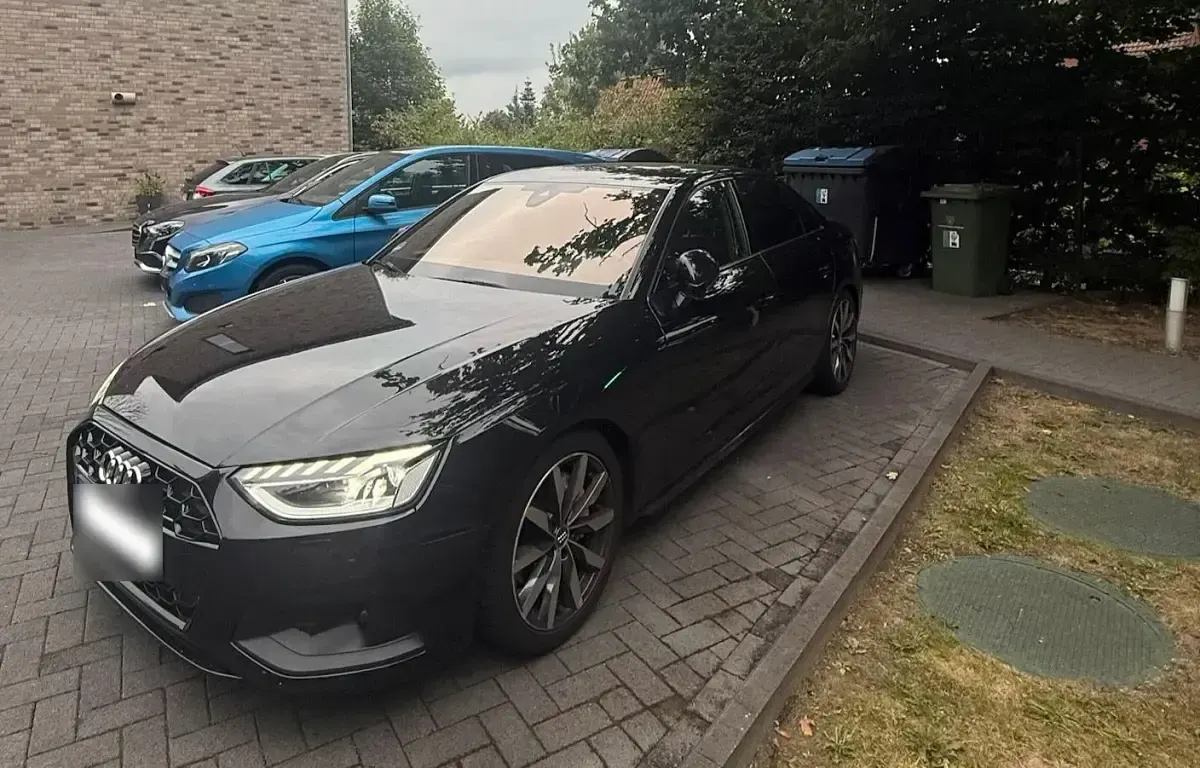 Gebraucht Audi A4 190 PS (139 kW) 2020 Schwarz Limousine