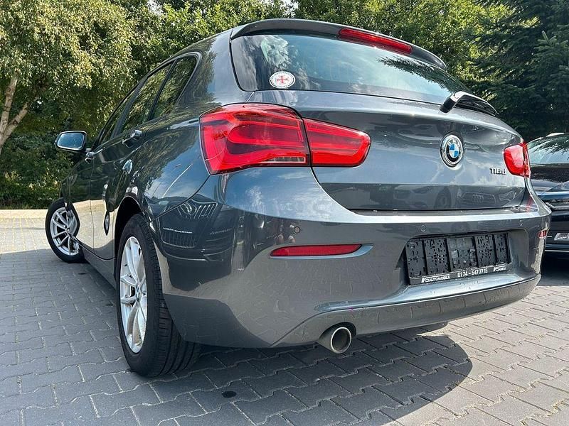 Gebraucht BMW 116 Advantage 116 PS (85 kW) 2017 Grau Kleinwagen