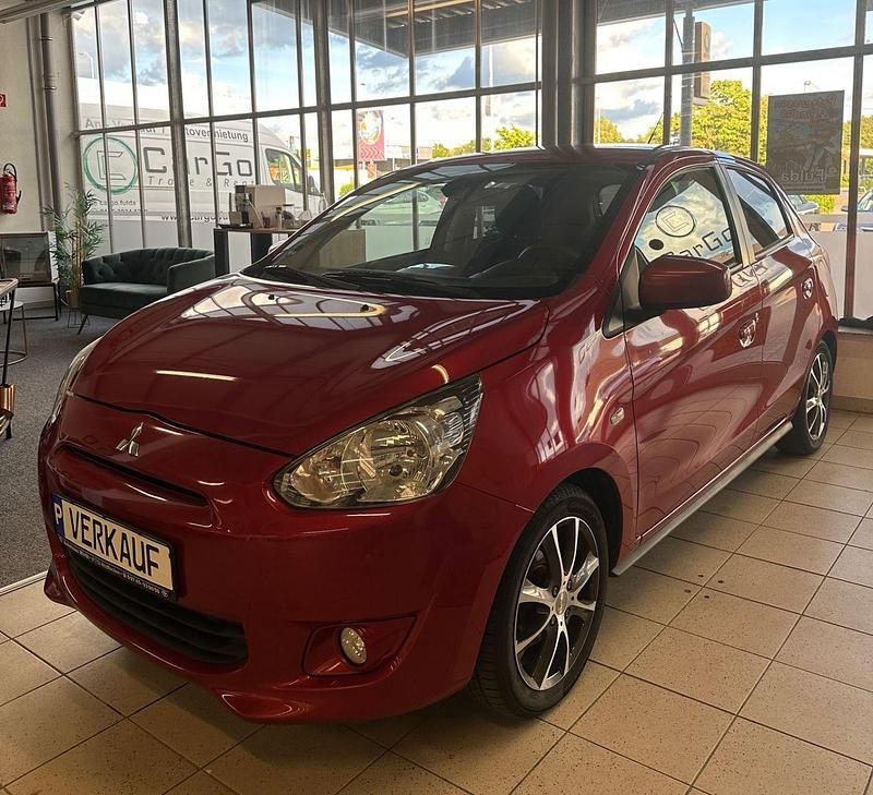 Rot Gebraucht 2015 Mitsubishi Space Star Top Kleinwagen | 5.400 € (Fairer Preis) - Bild 1/4