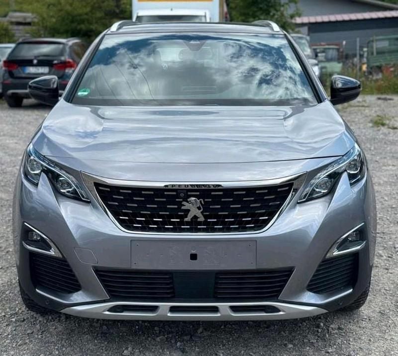 Gebraucht Peugeot 5008 GT-line 131 PS (96 kW) 2020 Grau SUV