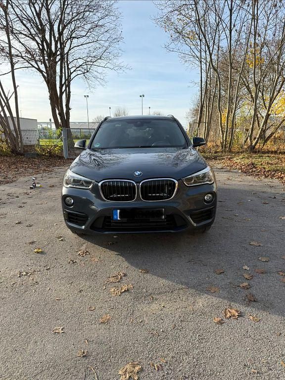 Gebraucht 2017 BMW X1 Sport Line SUV | 17.000 € (Fairer Preis) - Bild 1/4