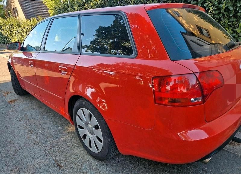 Gebraucht Audi A4 163 PS (119 kW) 2006 Rot Kombi