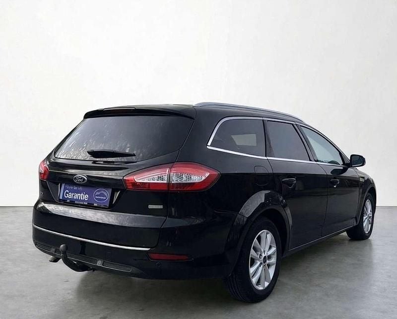 Gebraucht Ford Mondeo Business Edition 160 PS (117 kW) 2014 Schwarz Kombi