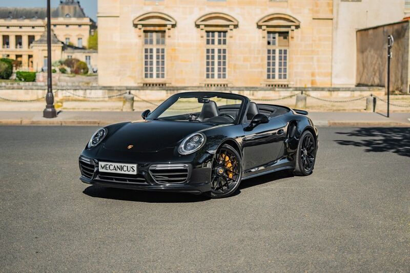 Schwarz Gebraucht 2016 Porsche 911 Turbo S Cabriolet Cabrio | 154.900 € (Teuer) - Bild 1/4