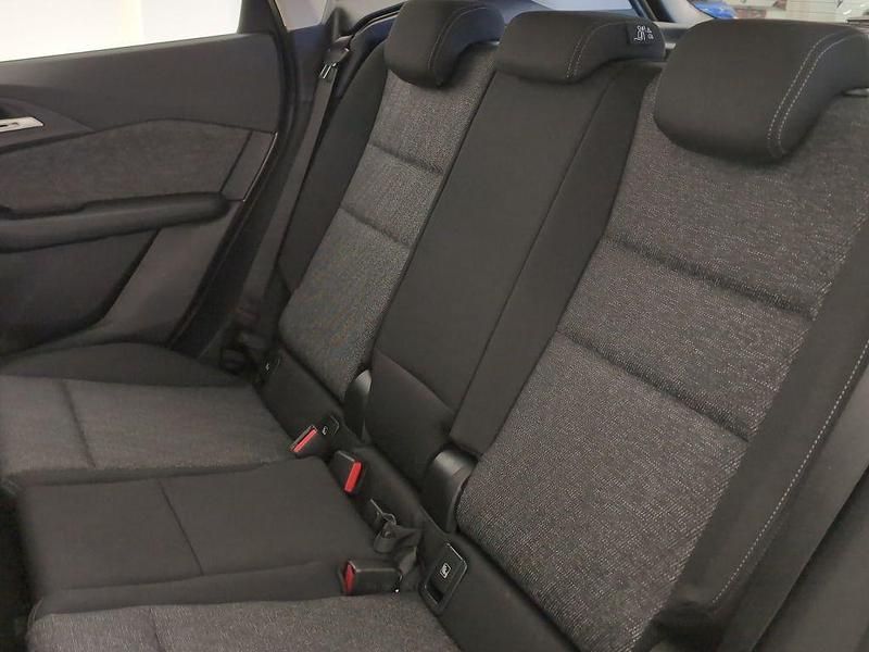 Gebraucht BMW 220 Active Tourer 156 PS (114 kW) 2025 Weiß Van / Kleinbus