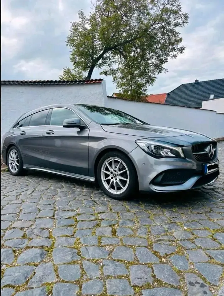 Gebraucht Mercedes CLA220 AMG 178 PS (130 kW) 2016 Silber Coupé