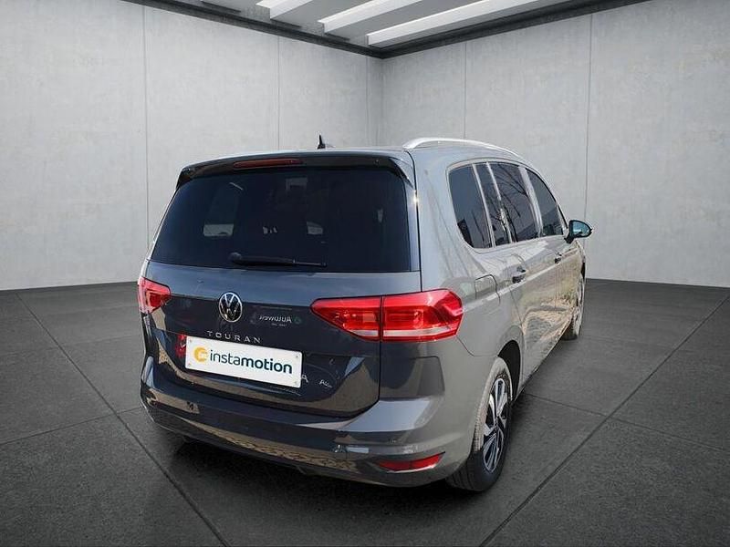 Gebraucht VW Touran 150 PS (110 kW) 2022 Grau Van / Kleinbus