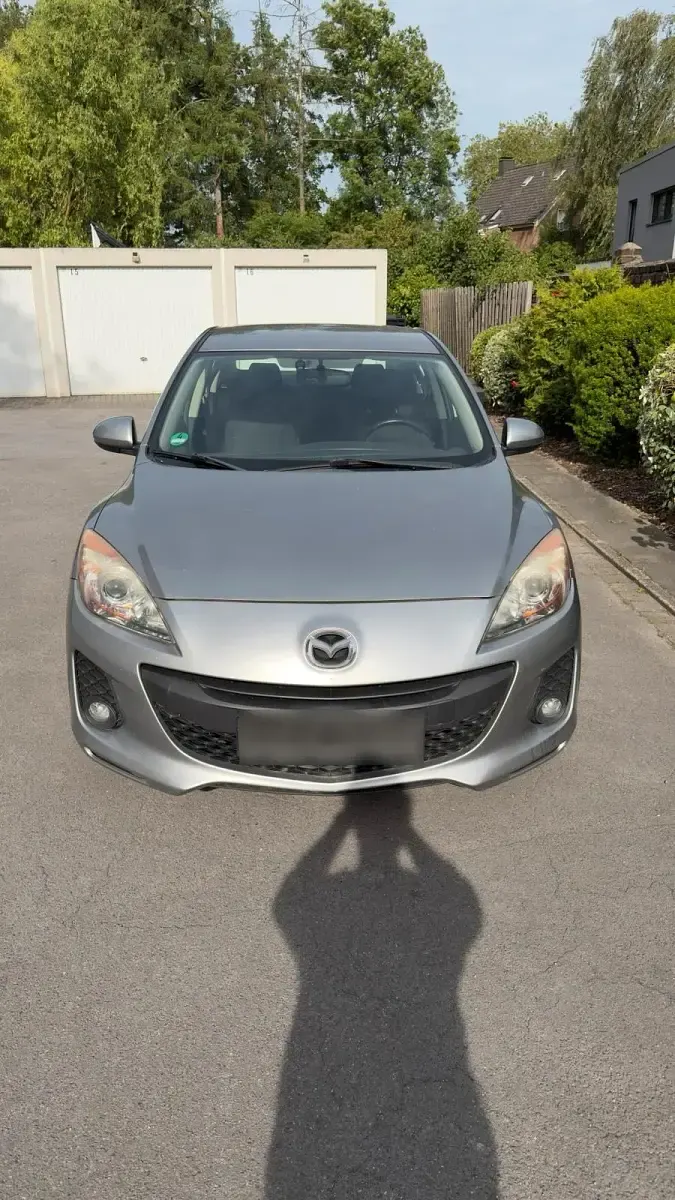 Gebraucht Mazda 3 Exclusive-Line 151 PS (111 kW) 2011 Silber Limousine